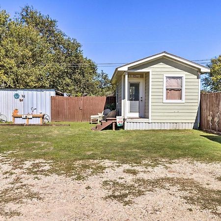 Flirty Flamingo Studio 1 Mi To Canyon Lake Extérieur photo